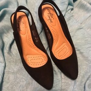 Black simple sling back heels